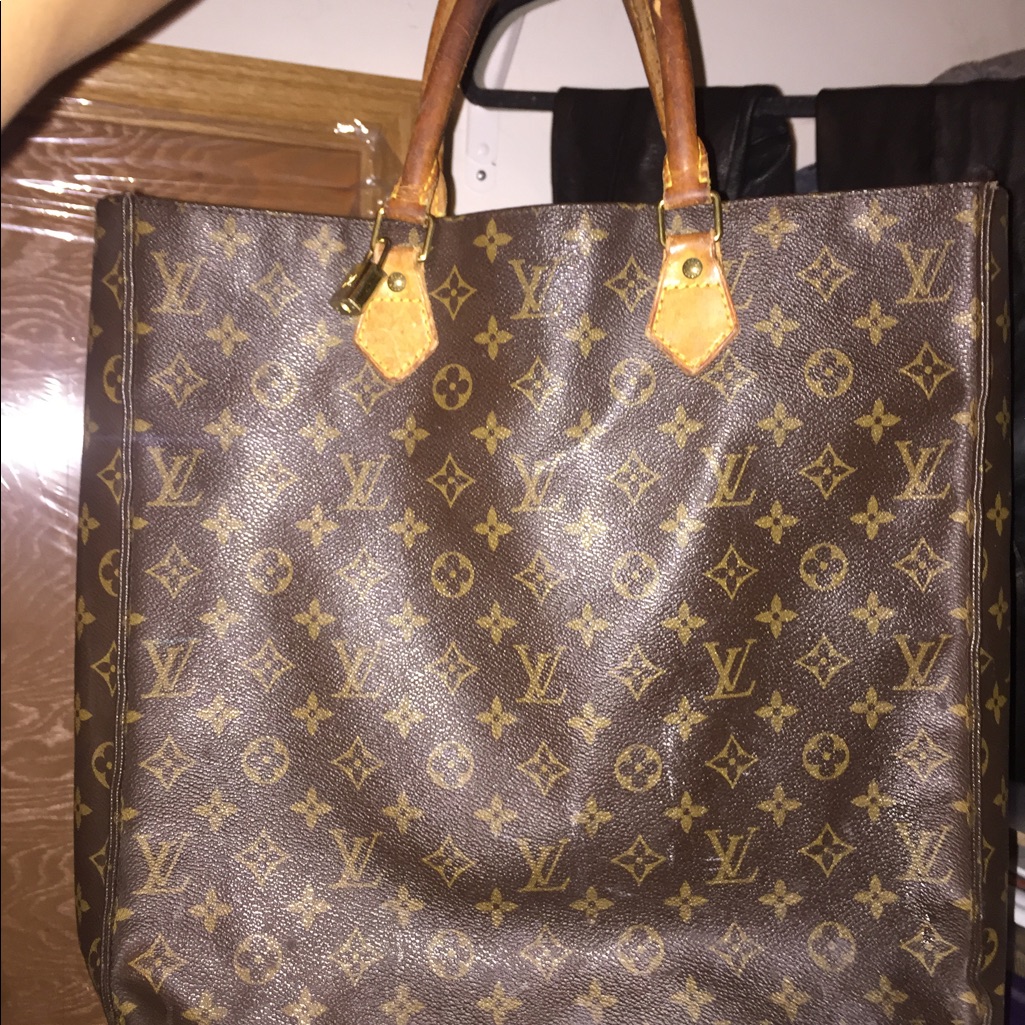 Authentic Vintage Louis Vuitton Authentic